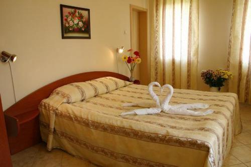 Hotel Focus Varna Bagian luar foto