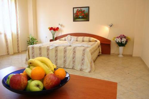 Hotel Focus Varna Bagian luar foto